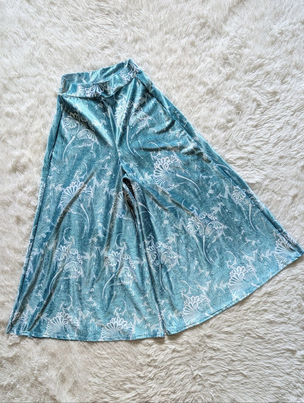 Blackmilk Tulips Aqua Velvet Floral Wide Culotte Original Sample Pants XS - Picture 4 of 15